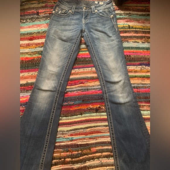 Miss Me Denim - Selling vintage low rise Miss Me jeans, bootleg, size 26,